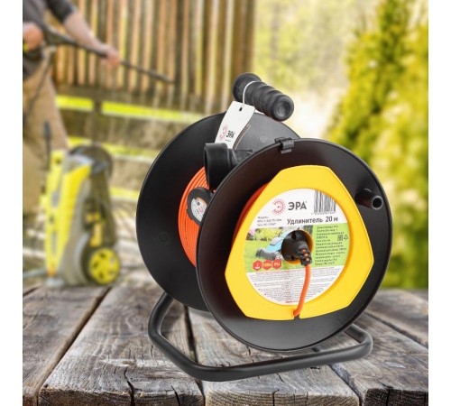 Удлинитель силовой ЭРА RPx-1-2x0.75-20m на п. катушке б/з 1 гн 20м ПВС 2х0.75  Б0043042  ЭРА