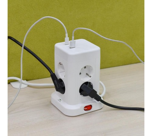 DOMINIC Удлинитель У08K 1,5м 3х1мм2 USB A+C 20Вт бел  DN-YP30-16-08-01-ZKU-K01  IEK