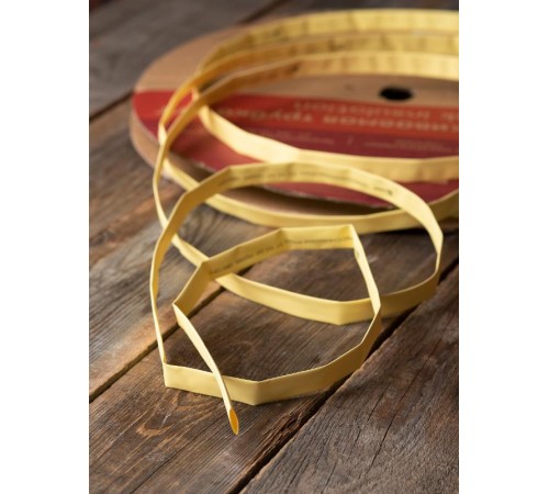 Термоусаживаемая трубка ТУТ нг 8/4 желтая EKF PROxima  tut-8-y  EKF