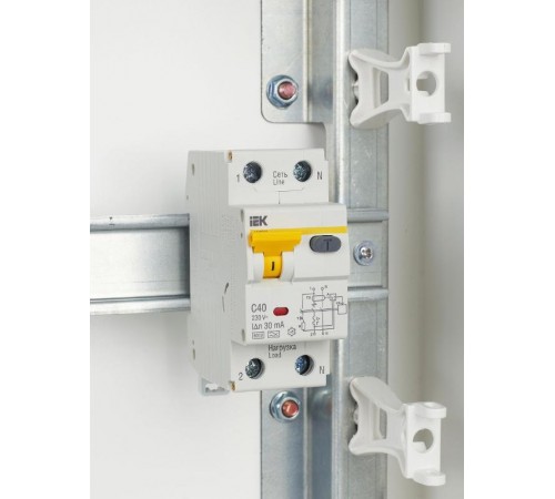 Выключатель автоматический дифференциального тока АВДТ 32 1п+N 40А C 30мА тип A  MAD22-5-040-C-30  IEK