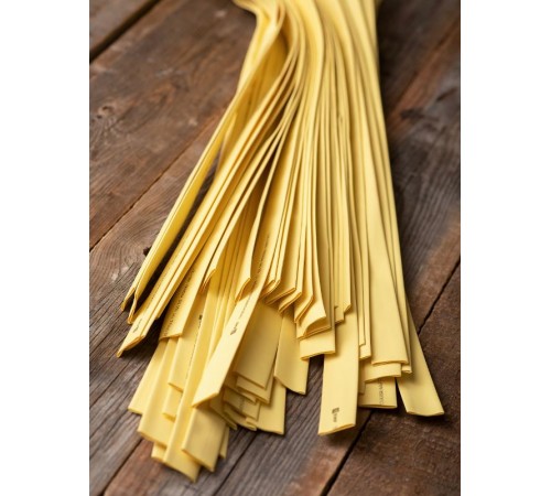 Термоусаживаемая трубка ТУТ нг 25/12,5 желтая EKF PROxima  tut-25-y-1m  EKF