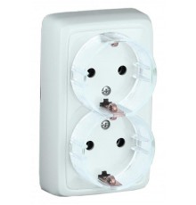 Розетка открытой установки, двухместная, с заземляющим контактом, со шторками, цвет белый  РА16-182  HEGEL