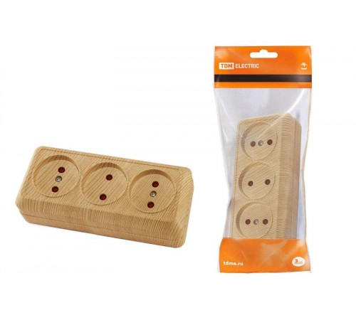 Розетка 3-х местная горизонтальная 2П открытой установки IP20 10A с з/ш сосна "Ладога"  SQ1801-0425  TDM