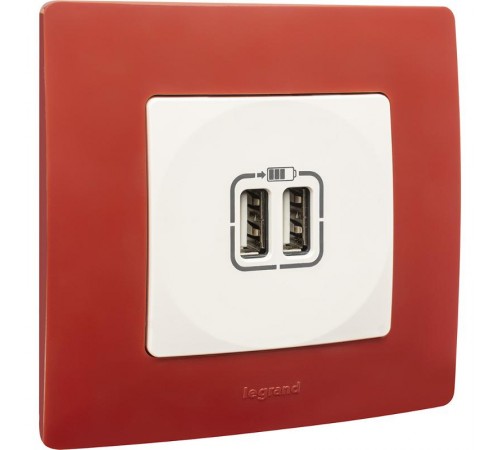 Etika Красная Рамка 1-ая  672531  Legrand