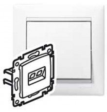 Valena Белый Розетка комп(RJ45) 1-ая 5 кат UTP  774230  Legrand