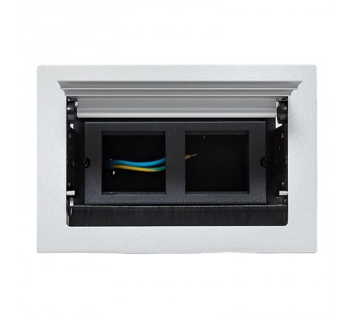 Встраиваемый настольный лючок, 4 модуля=2 поста, C-Line, металлик  cl-vnl-4-s  EKF