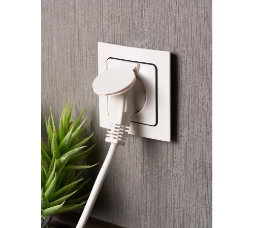 Стокгольм Механизм Розетки 1-местной с/з 16А белый с крышкой и защ. штор. IP44 EKF PROxima  EYR16-028-10-44  EKF