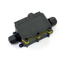 Распределительная коробка с откидной крышкой 3-вводная IP68 ПА66 40А 450В d3,5-12 мм 131х80х37  PR08.13152  Промрукав