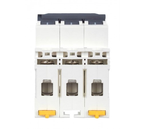 Выключатель автоматический трехполюсный M10N 3P D 3А 10кА ARMAT  AR-M10N-3-D003  IEK
