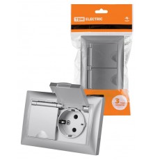 Розетка двойная 2П+З 16А 250В IP44 с защ. шт. с крышкой серебр. металлик "Лама"  SQ1815-0260  TDM