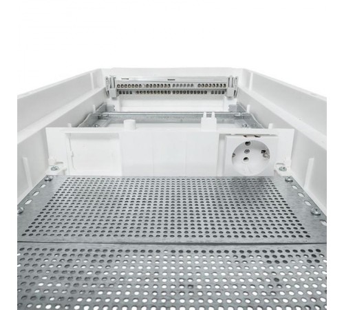 Встраиваемый комбинир. щит "Nova" (2 DIN + 2 МП) 4 габарит 24 мод. с пластиковой дверью IP41  nv-cb-pd-2+2  EKF