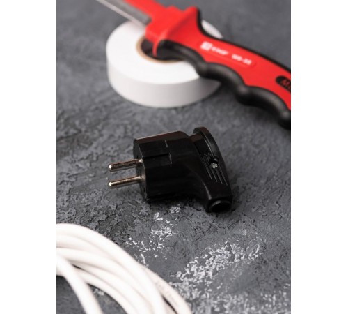 Вилка угловая с/з черн. 16А 250В EKF PROxima  AVY16-30  EKF