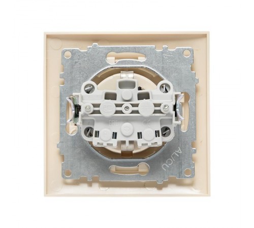 Валенсия розетка 1-местная с/з 16А кремова с крышкой и защ. штор. EKF  EWV10-124-20  EKF