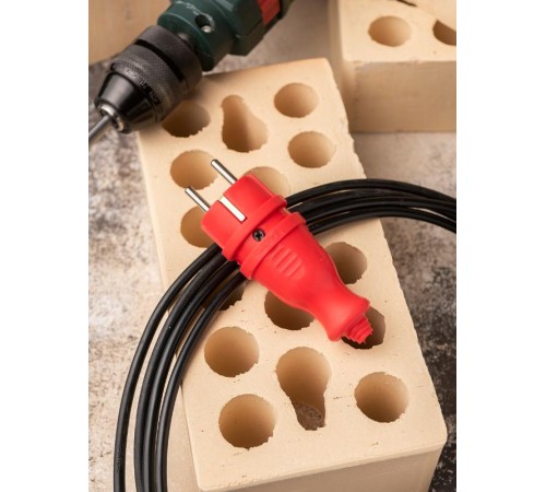 Вилка красная каучуковая прямая 230В 2P+PE 16A IP44 PRO  RPS-011-16-230-44-rr  EKF