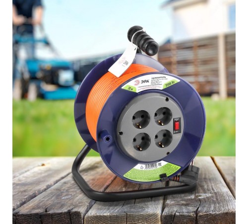 Удлинитель силовой ЭРА RPx-4es-3x1.5-30m на п. катушке c/з 4 гн 30м ПВС 3х1.5  Б0043056  ЭРА