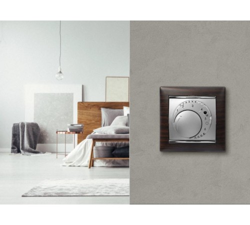 Valena Алюминий Регулятор тёплого пола  770291  Legrand