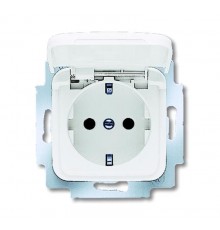 Розетка SCHUKO 16А 250В с защитными шторками, с крышкой, серия Reflex SI, цвет альпийский белый  2CKA002013A5314  ABB