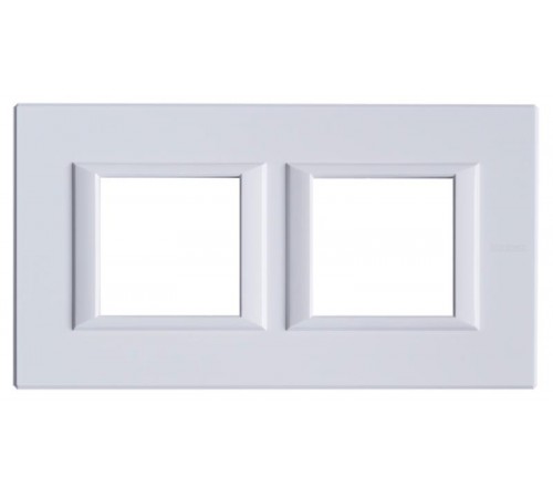 Axolute декоративные накладки прямоугольной формы, горизонтальные, цвет белый, на 2+2 модуля  HA4802M2HHD  Legrand
