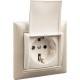 Valena Белый Розетка 1-ая с/з с крышкой защ. шторки IP21  774422  Legrand