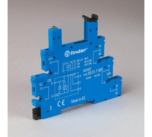 Розетка с винтовыми клеммами (с зажимной клетью) для реле 34 серии; питание 60В DC; в комплекте пластиковая клипса; опции: LED  93017060  Finder