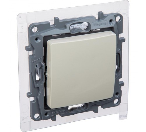 Переключатель одноклавишный IP44 - Legrand Etika - 10А 250В безвинтовые зажимы - слоновая кость  672307  Legrand